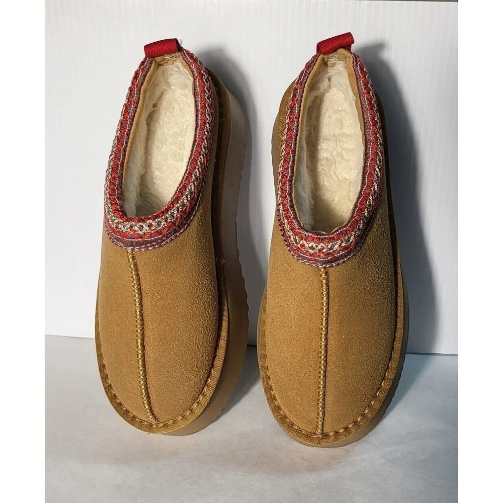 The Unbranded Brand stylish tan